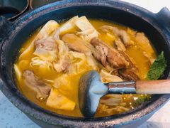 酸木瓜炖牛腩-半山腰·云南菜(侨福芳草地店)