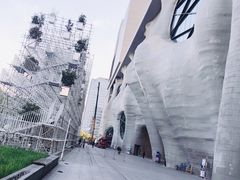 -证大喜玛拉雅中心