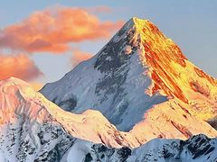 -贡嘎雪山