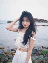 -丝语萱形象