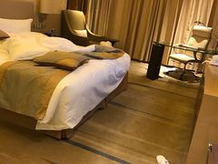 -广州花都皇冠假日酒店