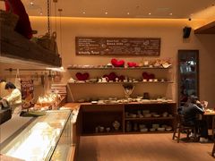 -诺嘉甜品(世贸店)