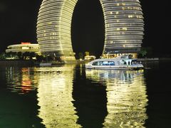 -湖州太湖旅游度假区-月亮广场