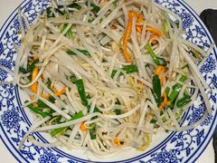 虫草花炒豆芽-欧记大排档·景德菜(上海首店)