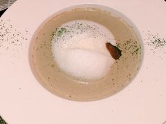 蘑菇汤-YUE·6·西式融合餐厅(外滩六号店)