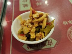 -双燕楼·手工馄饨·汤面小吃(世纪汇店)