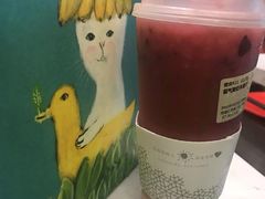 霸气酸奶车厘子-奈雪的茶(红谷滩万达广场店)