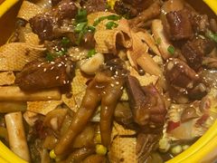 -多嘴超级肉蟹煲(欧亚卖场店)