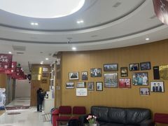 -雅悦齿科(顾村公园店)