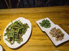 -小三峡食府(西五路店)