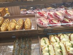 -万利隆(车站店)