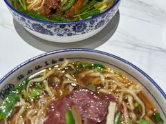 -镇南锅盖面馆(解放路店)