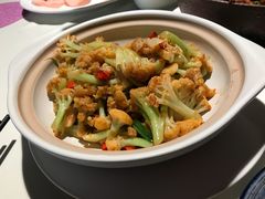 -八府香鸭·啫啫煲(华山路店)