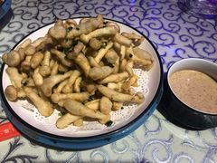 -巴特餐饮6加1音乐餐吧·新疆菜