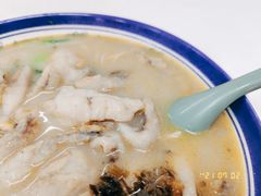 -明呈黄鱼面馆(斜土路店)