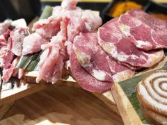 -哈哈碳都·牛肋条无限自助烤肉(宝龙店)