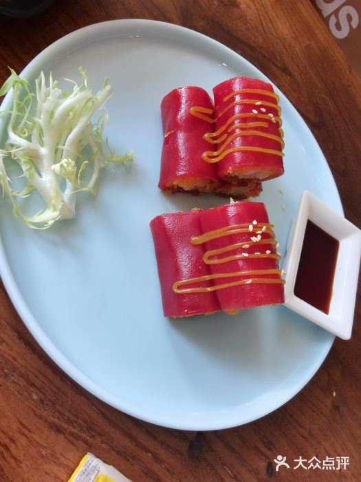 十二悦厨·茶餐厅(比斯特上海购物村店)金沙鲜虾红米肠图片