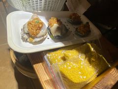 蒜蓉蒸乳山生蚝-三个渔夫·蒸汽海鲜(小白楼店)