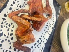 烤鸽子-石榴花开餐厅
