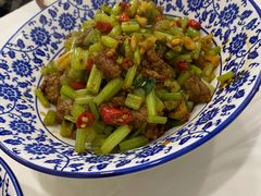 农家小炒肉-新新湘菜馆(新中街二条店)