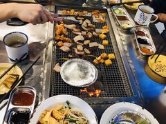 -马路牙子烧烤音乐酒馆(望京店)