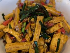 -俏湘厨•地道湘菜(建华南路店)