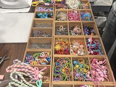 -花栗创意手工馆·小戏拼豆店