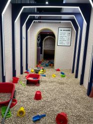 -MELAND CLUB亲子乐园·派对·餐厅(北京芳圆里ID MALL店)