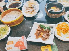 -七的湖·晚芳亭·阳澄湖农家菜·大闸蟹(莲花岛店)