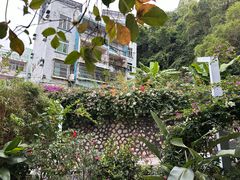 -彳亍咖啡·这里(水湾路店)