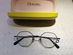 -西南眼镜·蔡司·依视路战略合作店(南街店)