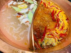 -山城鼎重庆老火锅(西安钟楼店)