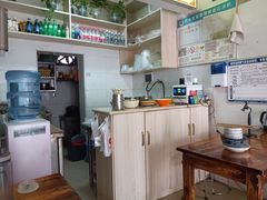 -正宗向东街新化特色牛肉粉馆(一中店)