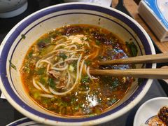 -云阿蛮云南生烫牛肉米线(奉贤路店)