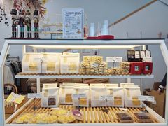 面包甜点陈列柜-嗒令甜品·主题融合料理餐厅(首座时代店)