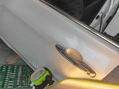 -畅通航行汽车钣金喷漆 无痕修复·局部喷漆