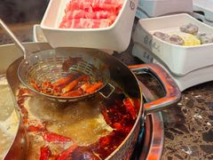 -来龍儿鲜切牛肉自助老火锅