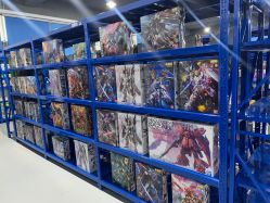 -逝水玩具折扣店