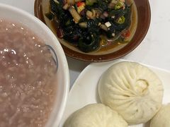 -李与白包子铺(桐梓林店)