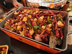 -何师烧烤Pro ·小龙虾·江湖川菜·精酿啤酒(太古里旗舰店)