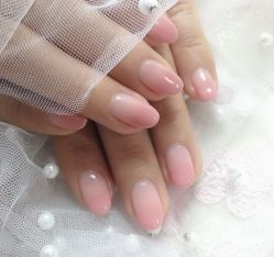 -爱美睫美甲会馆