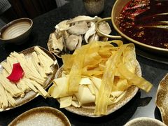 -老夏老火锅(正宁路店)