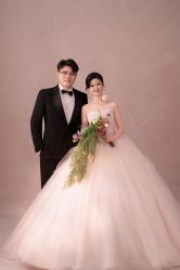 -雪中彩影婚纱摄影·微光艺术中心