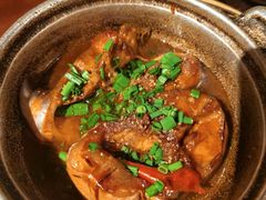 -Cuc Gach Quan Restaurant