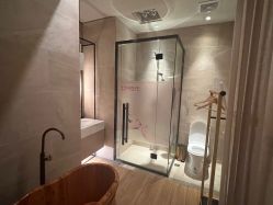 -苑苑vbeauty科技美容SPA