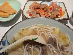 -鑫花溪牛肉米粉(凤凰街创始总店)