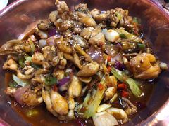 -虾弄弄海派小龙虾·牛羊蝎子火锅