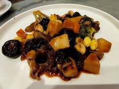 十八罗汉-功德林(南京西路店)
