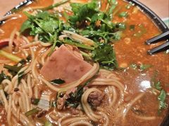 -肥汁米蘭香港米线(定西路店)