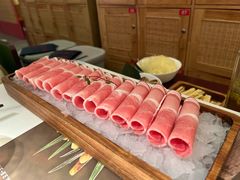 -九鼎轩脆毛肚火锅(宝山万达店)